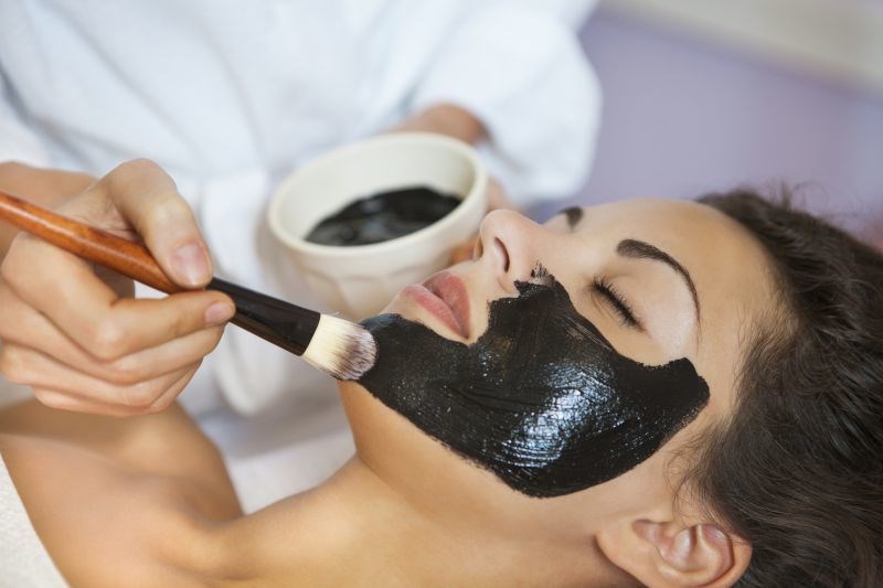 Carbon Laser Peeling Hollywood Behandling Www leilasspa se